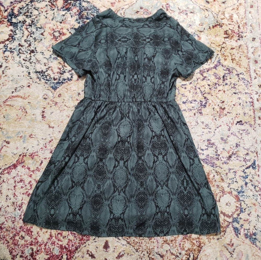 Evri Jade Green Black Snake Print Dress Short Sleeve Size 0X - Picture 11 of 11